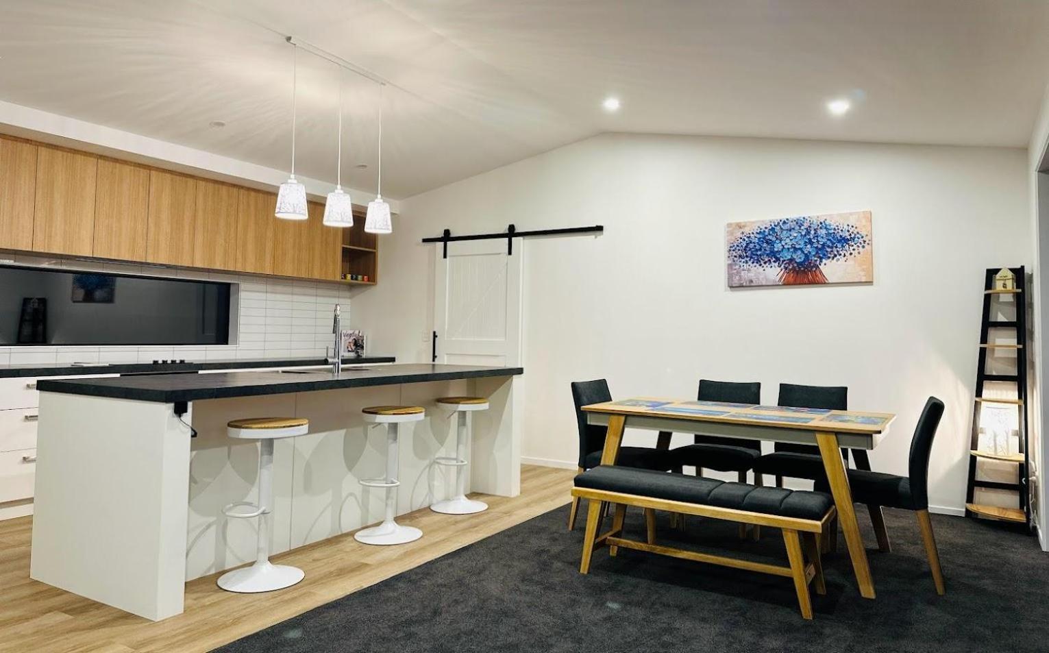 Holiday Home In Beautiful Te Anau Extérieur photo