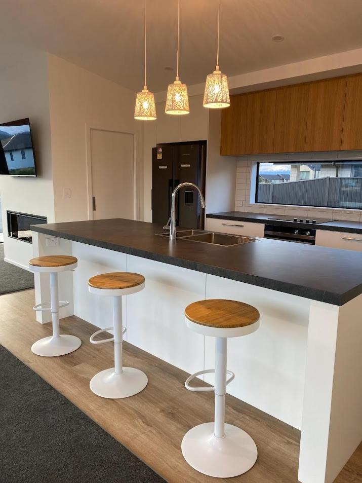 Holiday Home In Beautiful Te Anau Extérieur photo