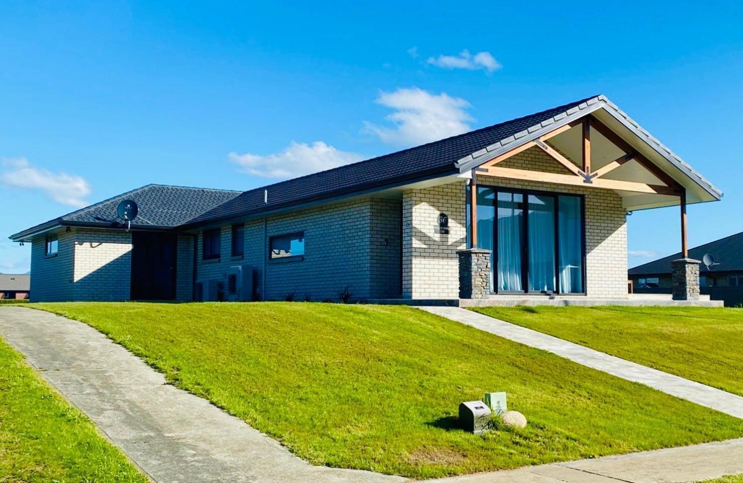 Holiday Home In Beautiful Te Anau Extérieur photo